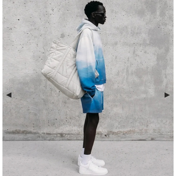 STAMPD OMBRE CROPPED HOODIE - Picture 3 of 6